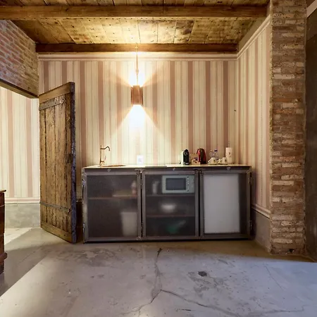 Flower Moon - Boutique Loft With Jacuzzi *